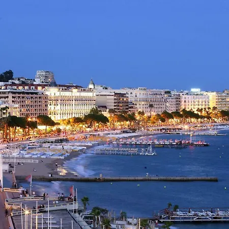 Maison De 52 M2 A Mandelieu Сasa de vacaciones *