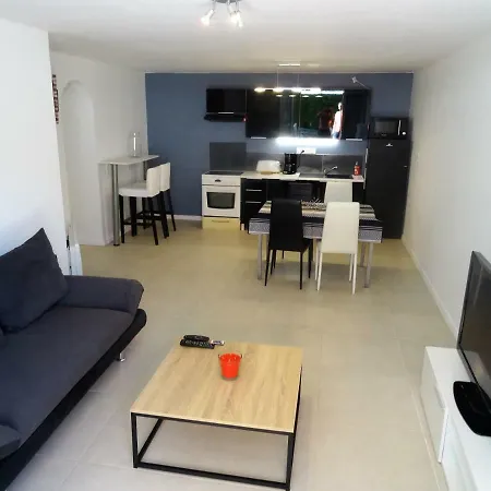 بيت للعطل Maison De 52 M2 A Mandelieu
